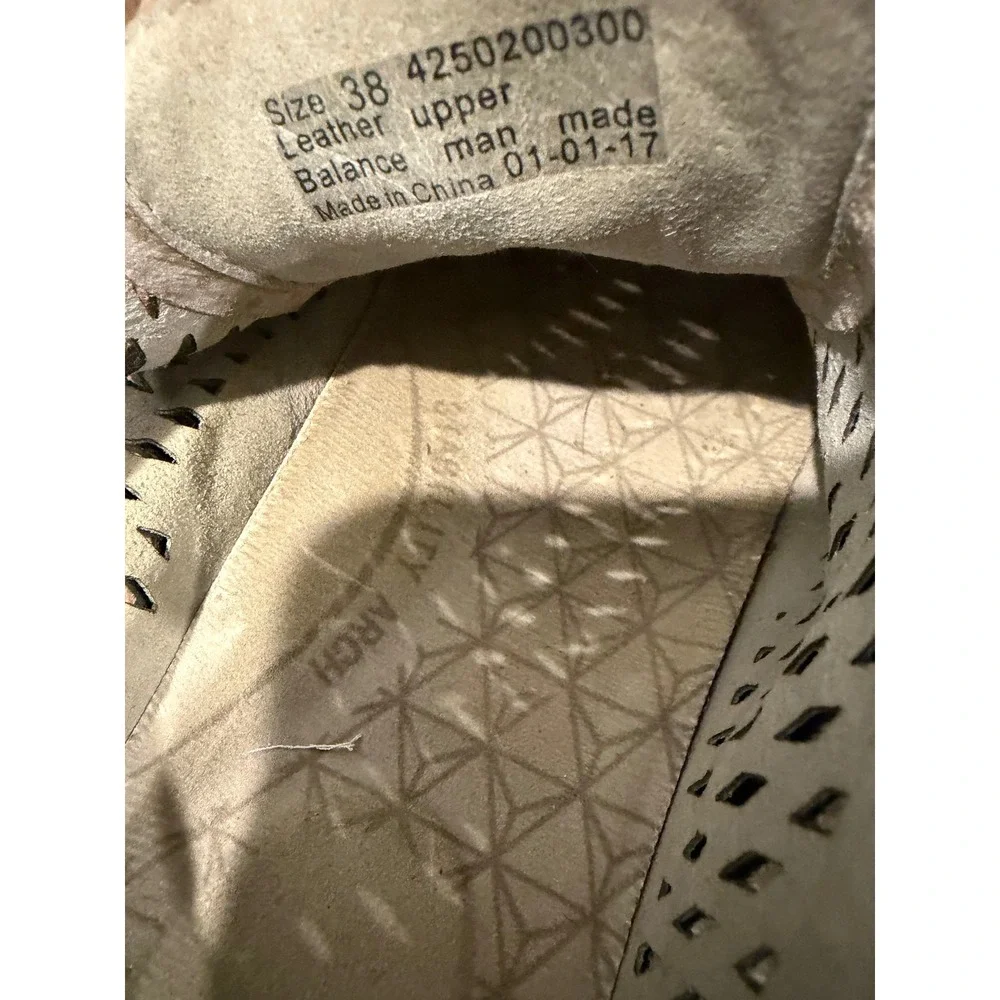 Dansko Perforated Suede Leather Lace Up Sneakers Comfort‎ Shoes Size 38